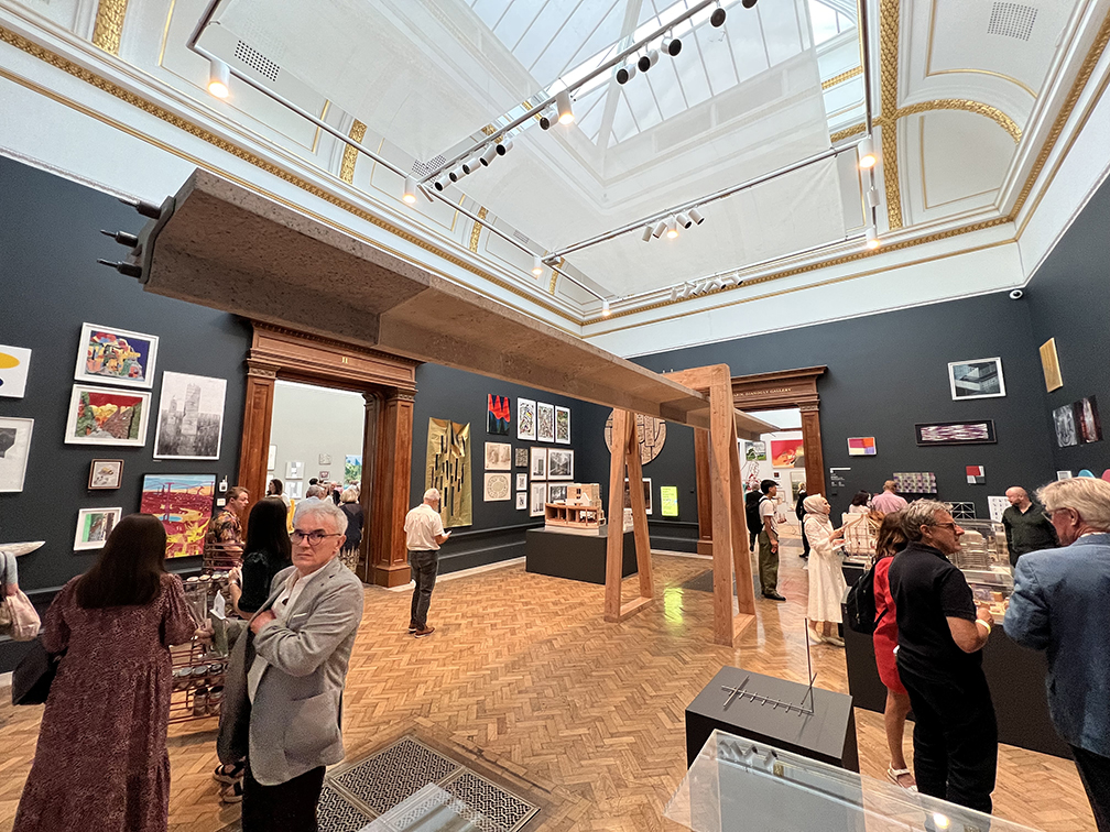 11m long Portland limestone and granite post-tensioned beam 11m long Portland limestone and granite post-tensioned beam