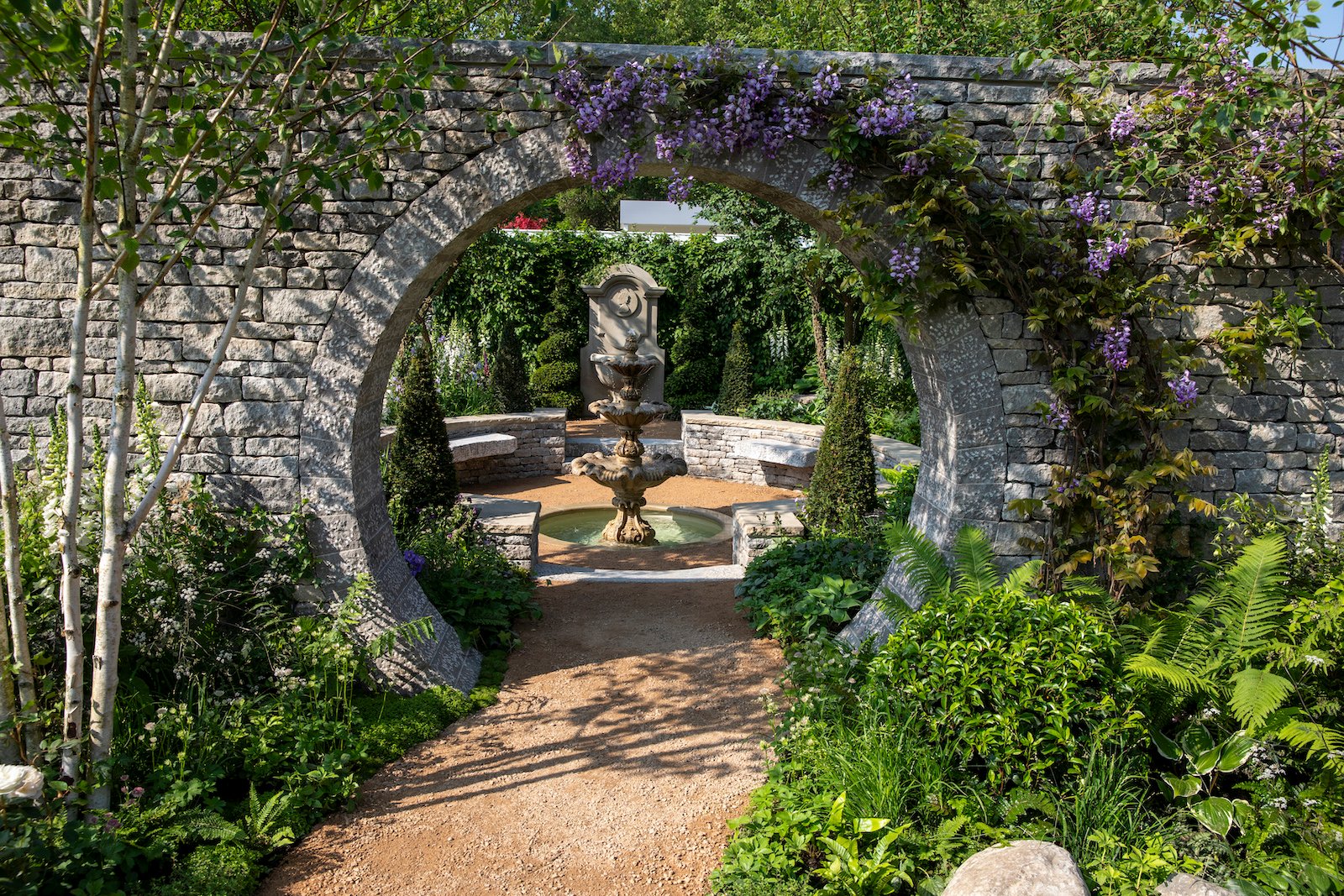 The Bridgerton Garden. Designed by Holly Johnston.