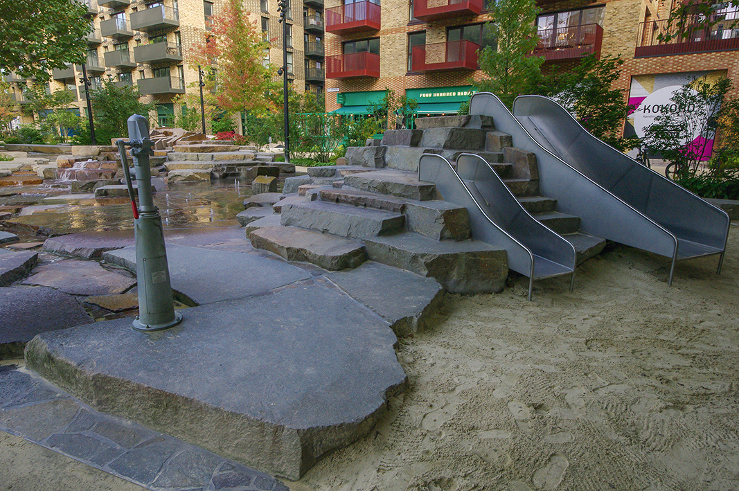 Elephant Park Natural stone Elephant Park Natural stone