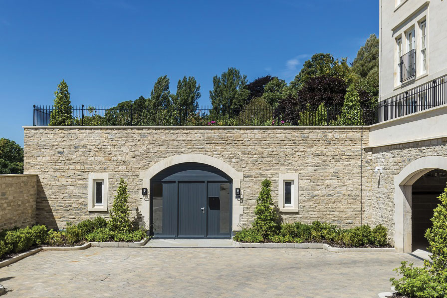 Hartham Park Bath stone and Purbeck White Buff building stone at a development in Bath Hartham Park Bath stone and Purbeck White Buff building stone