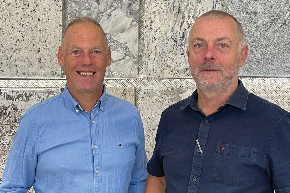 Jeff and Steve Vanhinsbergh Jeff and Steve Vanhinsbergh