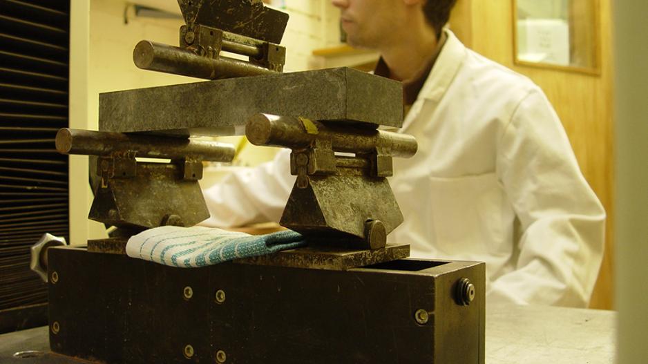 Testing stone