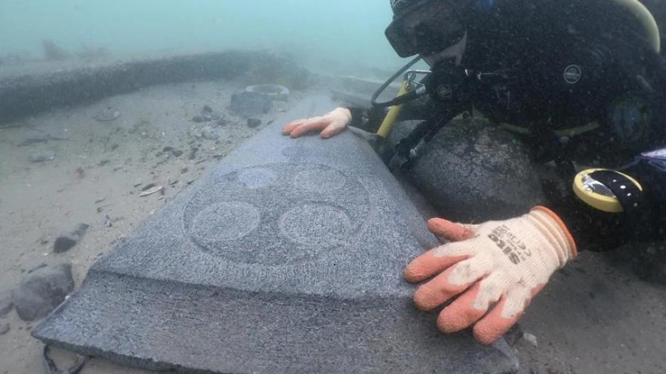 Purbeck gravestone found on shipwreck