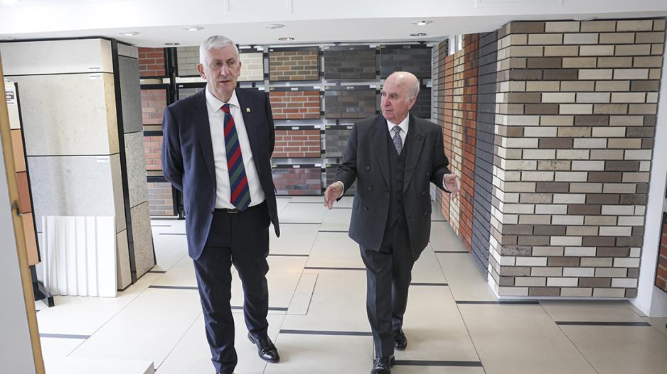 Sir Lindsay Hoyle visits Shackerley