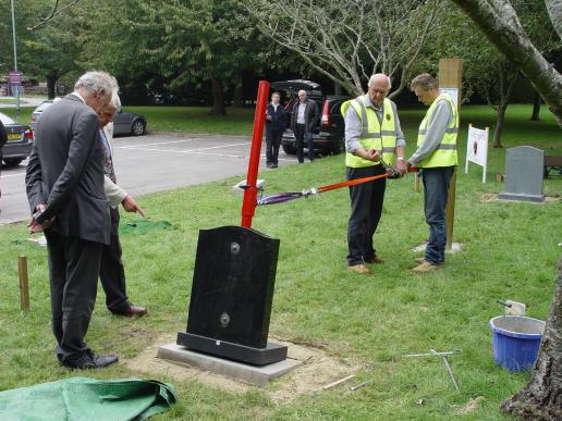 Memorial fixings test
