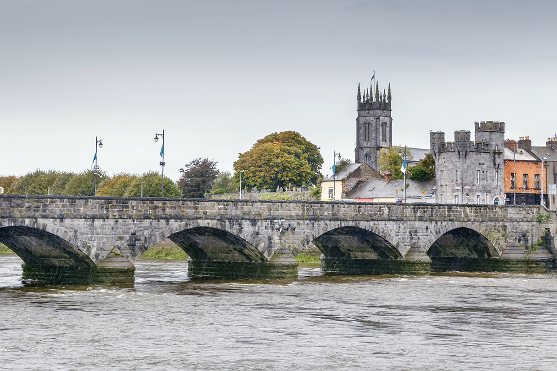 Thomond Bridge at Limerick City Thomond Bridge at Limerick City